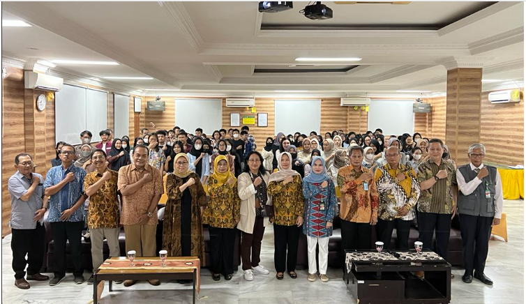 Pelatihan 300 Mahasiswa Di Universitas Pembangunan Nasional 